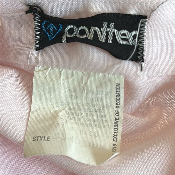 Vtg 70s Panther Light Pink Polyester/Rayon Button-Up Shirt/Removable Bow Tie - Picture 7 of 8